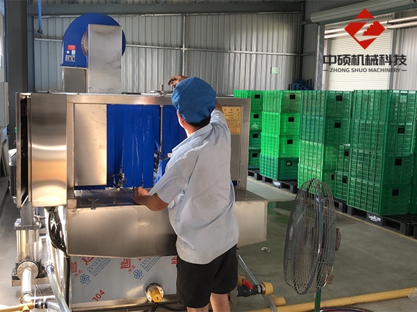 中碩機(jī)械貼心的服務(wù)，完善的售后，創(chuàng)百年品牌企業(yè)，做客戶推薦設(shè)備。